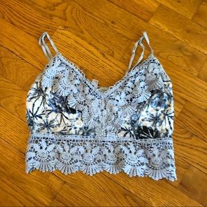 Blue floral & lace crop top